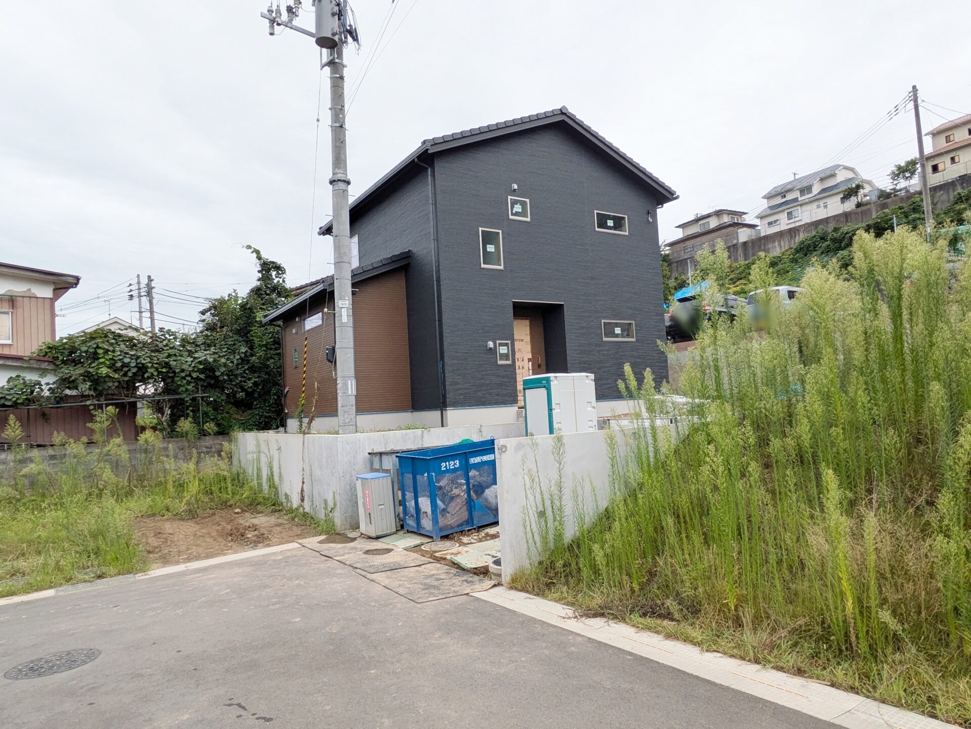 《まもなく完成》宮城野区鶴ケ谷東4丁目 新築戸建（全１棟） / 約63坪 /