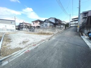 Read more about the article 《5/17価格改定》青葉区旭ケ丘1丁目 土地（1区画） / 南面道路 / 整形地 / 建築条件なし