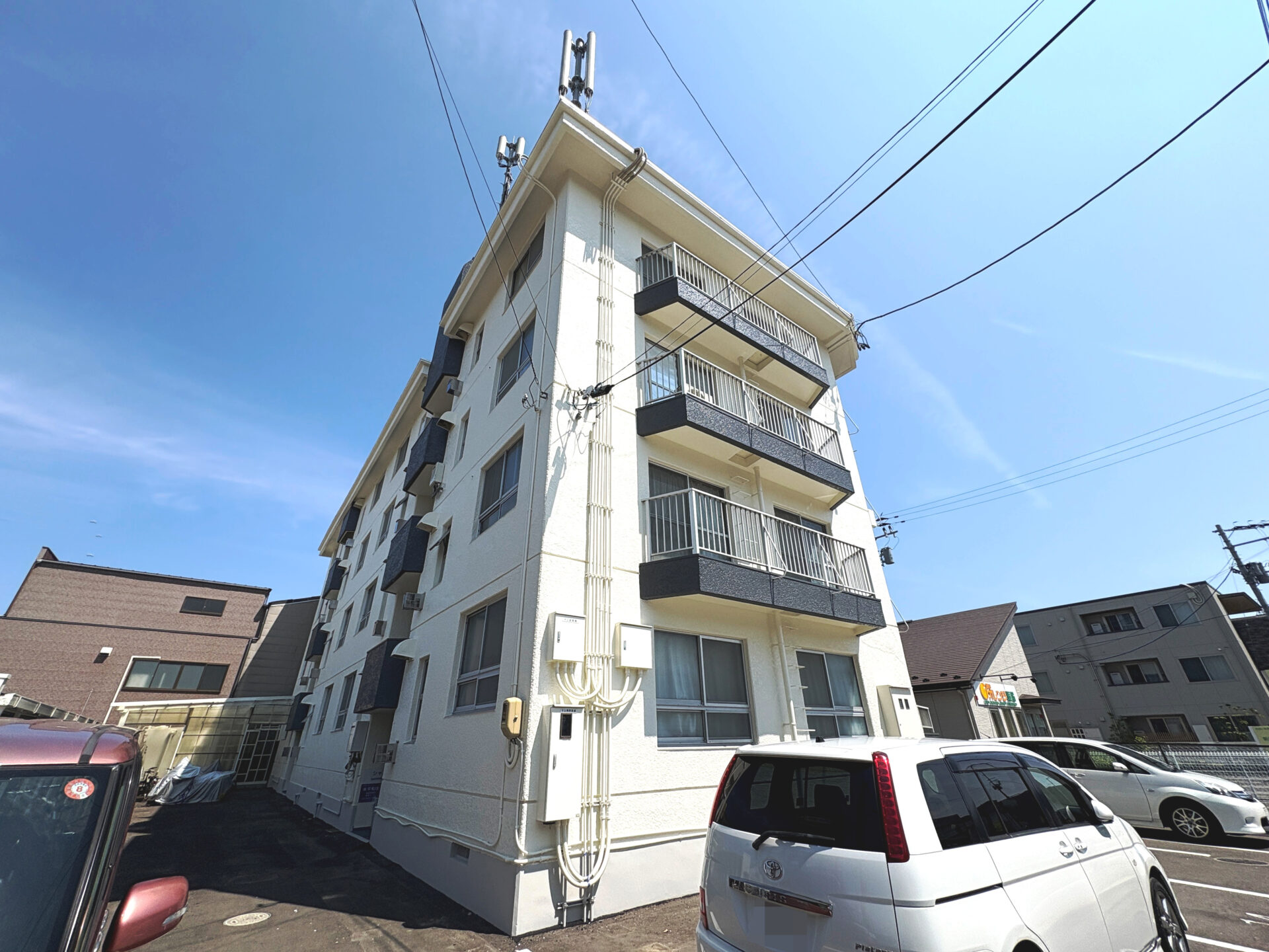 シャルム新田 / オーナーチェンジ / 利回り9.0％ / 小鶴新田駅徒歩9分