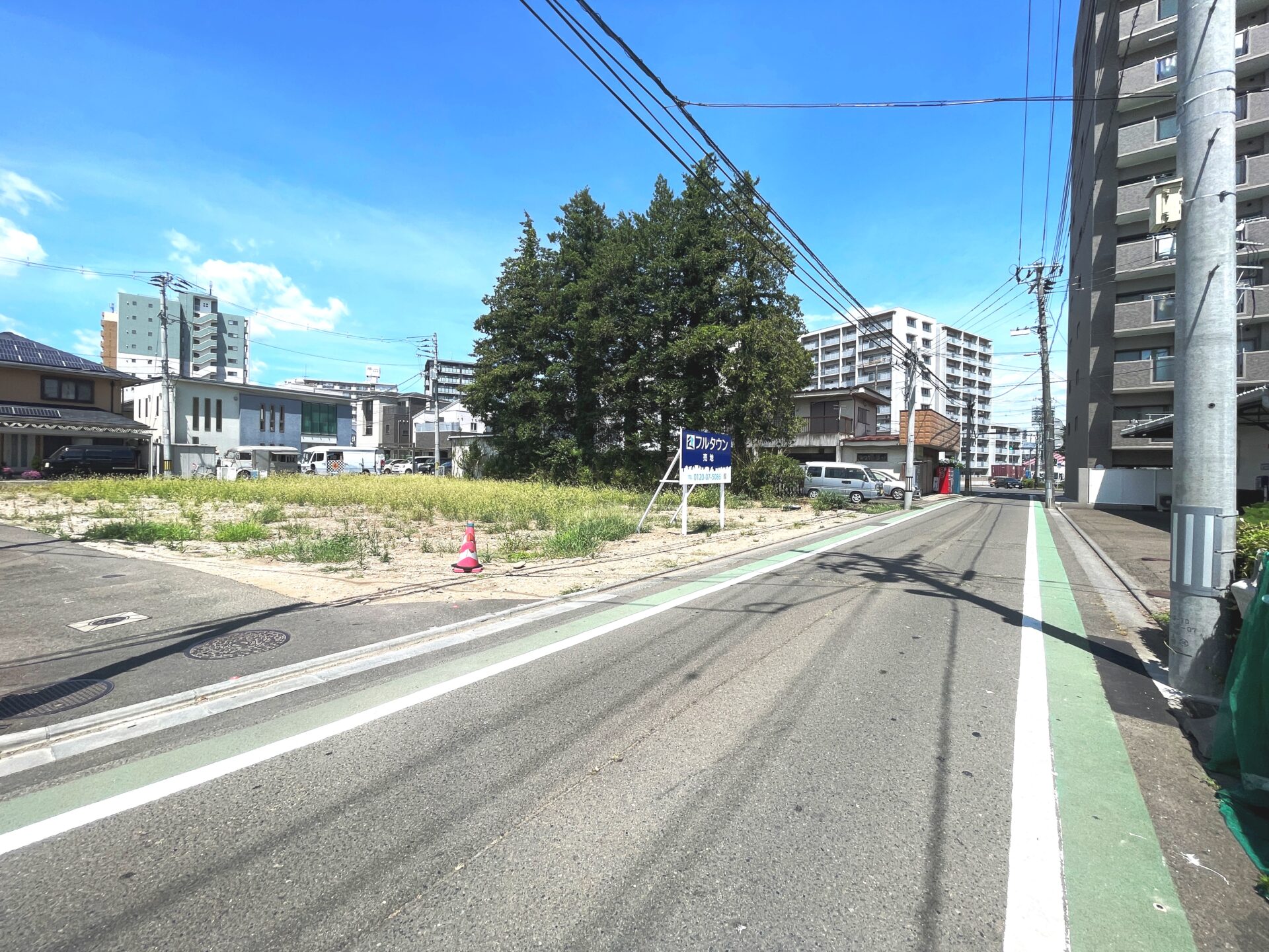 若林区木ノ下2丁目 土地 / 約206坪 / 南東南西角地の3方道路 / 事業用地 / 駅徒歩8分