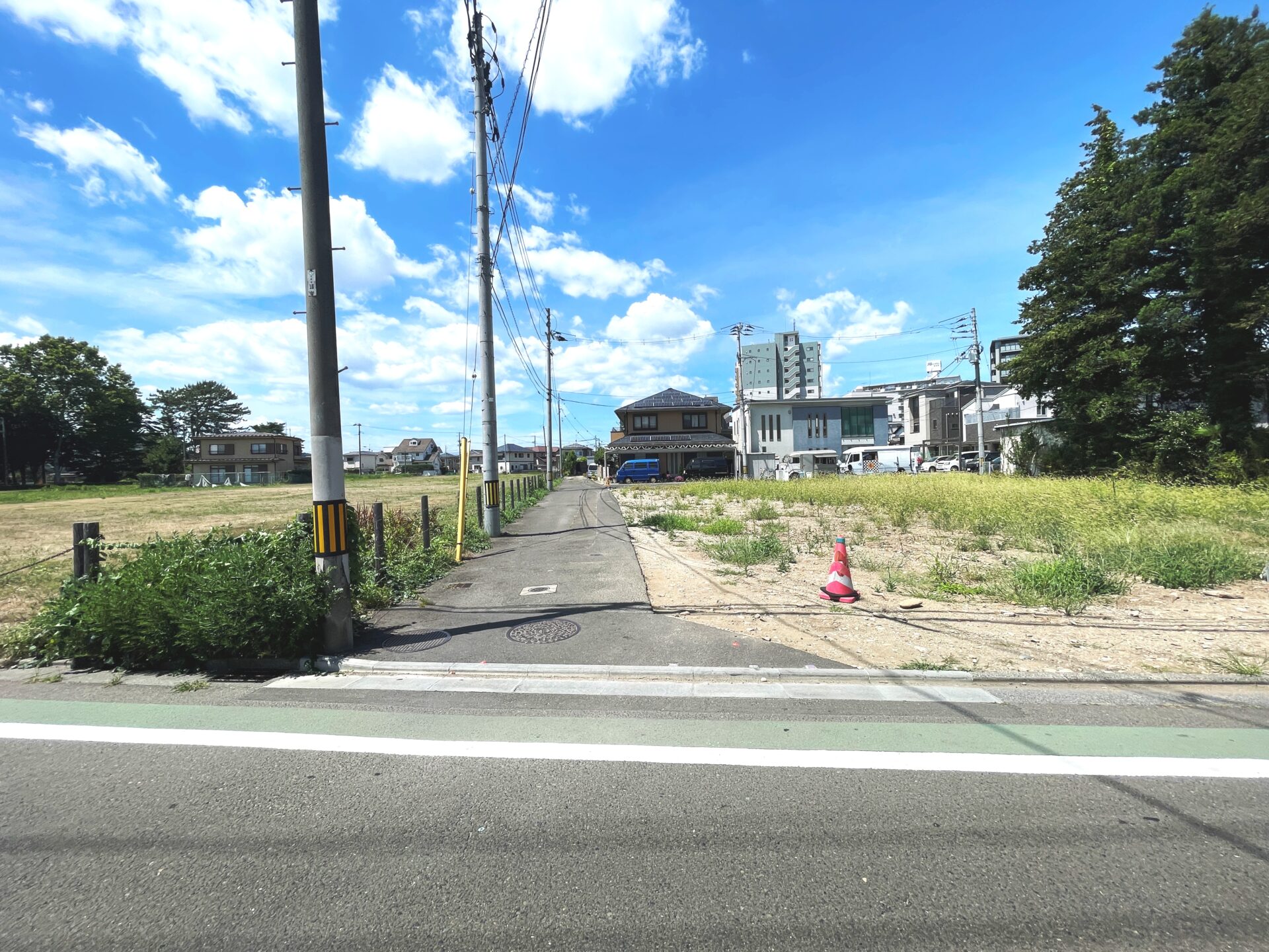 若林区木ノ下2丁目 土地 / 約206坪 / 南東南西角地の3方道路 / 事業用地 / 駅徒歩8分