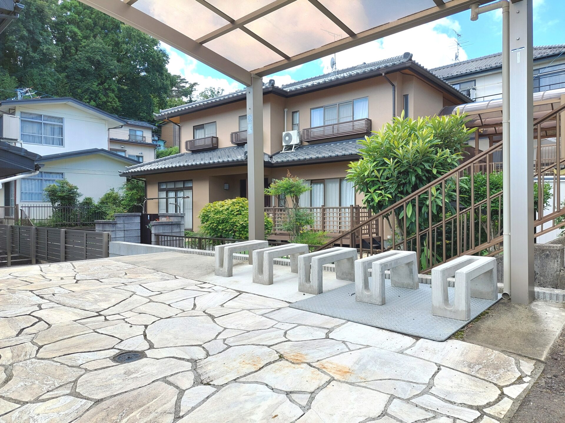 シャルム国見 / オーナーチェンジ / 満室想定利回り7.50％ / 東北福祉大前駅徒歩5分 / 築4年の築浅物件 / 駐車場1台付 / オール電化