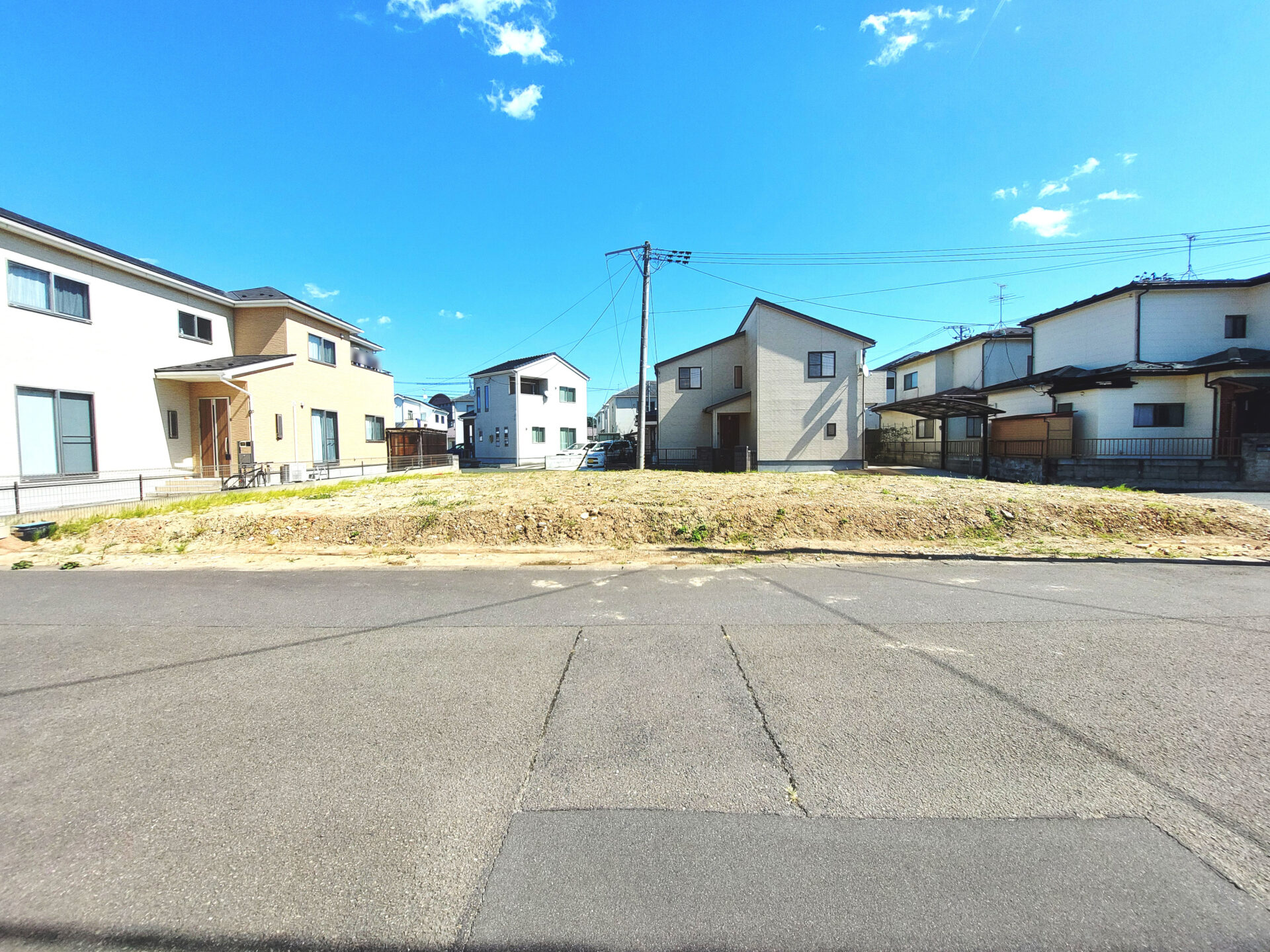 太白区袋原4丁目 土地(全1区画) / 1,890万円 / 敷地約82坪 / 建築条件なし / 3方道路 / 南角地