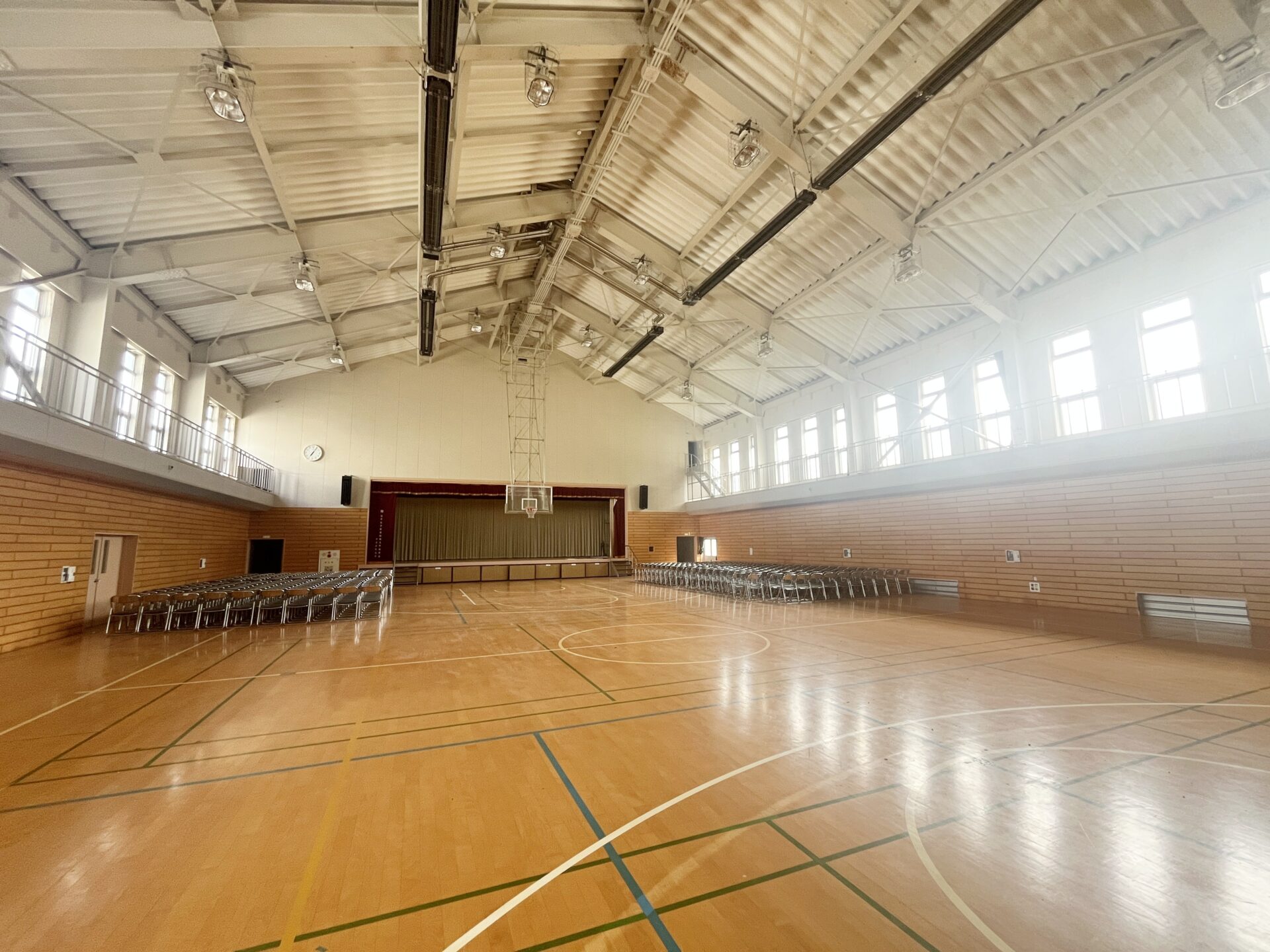 岩手県滝沢市大釜字千が窪 事業用建物 / 33,333万円  / 敷地5372坪 / 建物全4棟