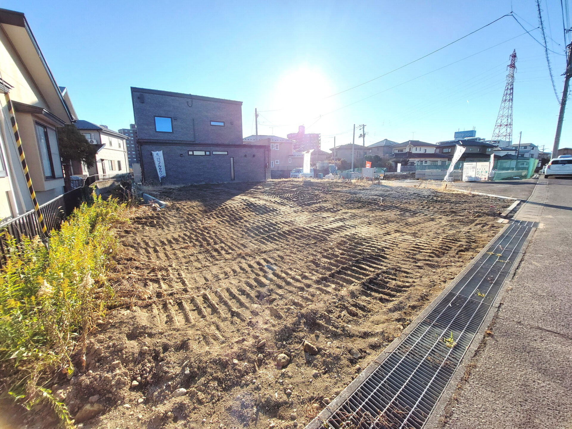 太白区東中田1丁目 土地 / 2,290万円 / 敷地約66坪 / 前面6ｍ道路 / 北西角地 / 建築条件無し