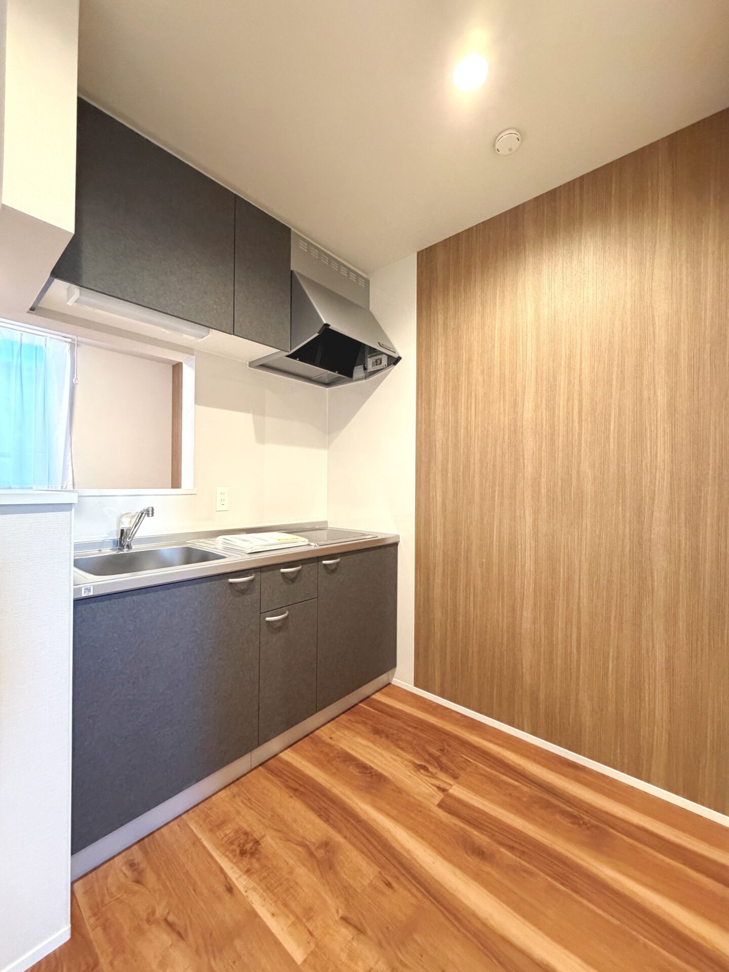 シャルム旭ヶ丘　イースト / 新築一棟売アパート / 満室想定利回り6.03％ / オール電化 / 台原駅徒歩6分 / オーナーチェンジ