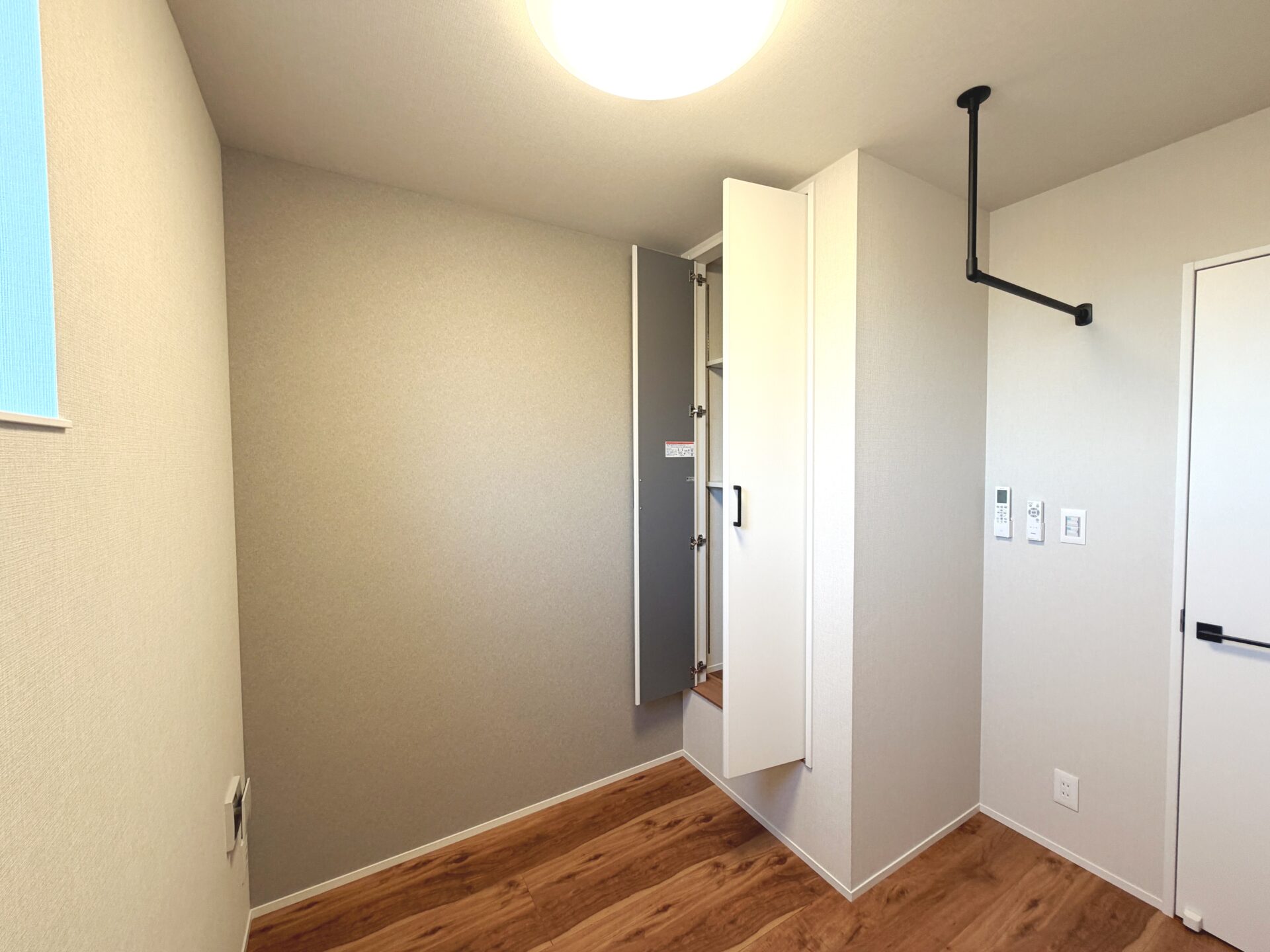 シャルム旭ヶ丘　イースト / 新築一棟売アパート / 満室想定利回り6.03％ / オール電化 / 台原駅徒歩6分 / オーナーチェンジ