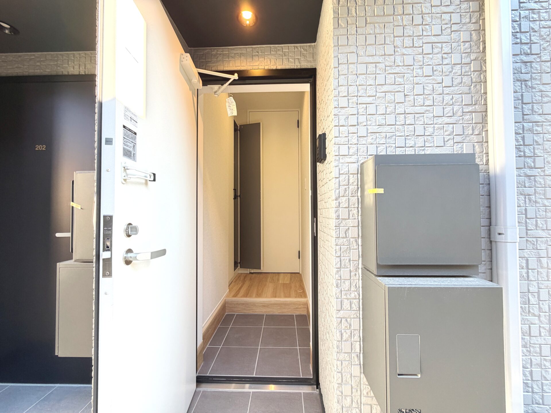 シャルム旭ヶ丘　イースト / 新築一棟売アパート / 満室想定利回り6.03％ / オール電化 / 台原駅徒歩6分 / オーナーチェンジ