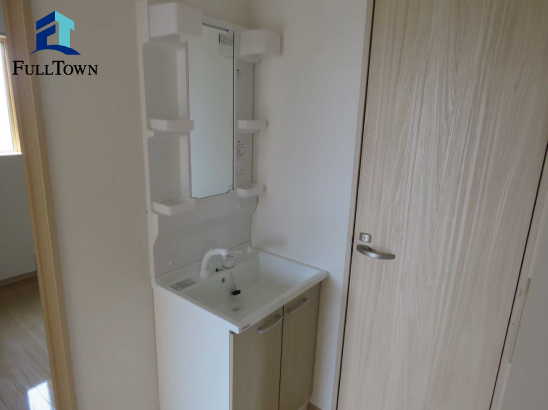 さいたま市見沼区大字笹丸 新築戸建 / 2,990万円 / 南東角地 / 駐車最大3台可能 / 4SLDK / 即入居可能