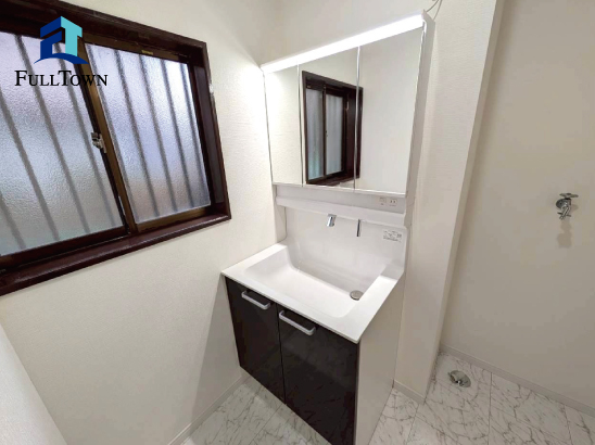 さいたま市見沼区大字御蔵 戸建 / 1,880万円 / 南東角地 / 小中学校徒歩12分圏内 / 2025年11月内装リフォーム完了済