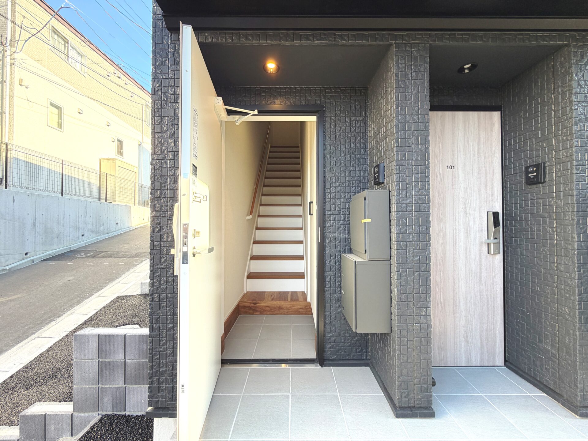 シャルム旭ヶ丘　ウエスト / 新築一棟売アパート / 満室想定利回り6.03％ / オール電化 / 台原駅徒歩6分