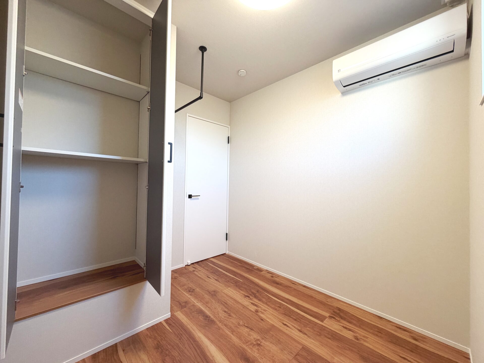 シャルム旭ヶ丘　ウエスト / 新築一棟売アパート / 満室想定利回り6.03％ / オール電化 / 台原駅徒歩6分