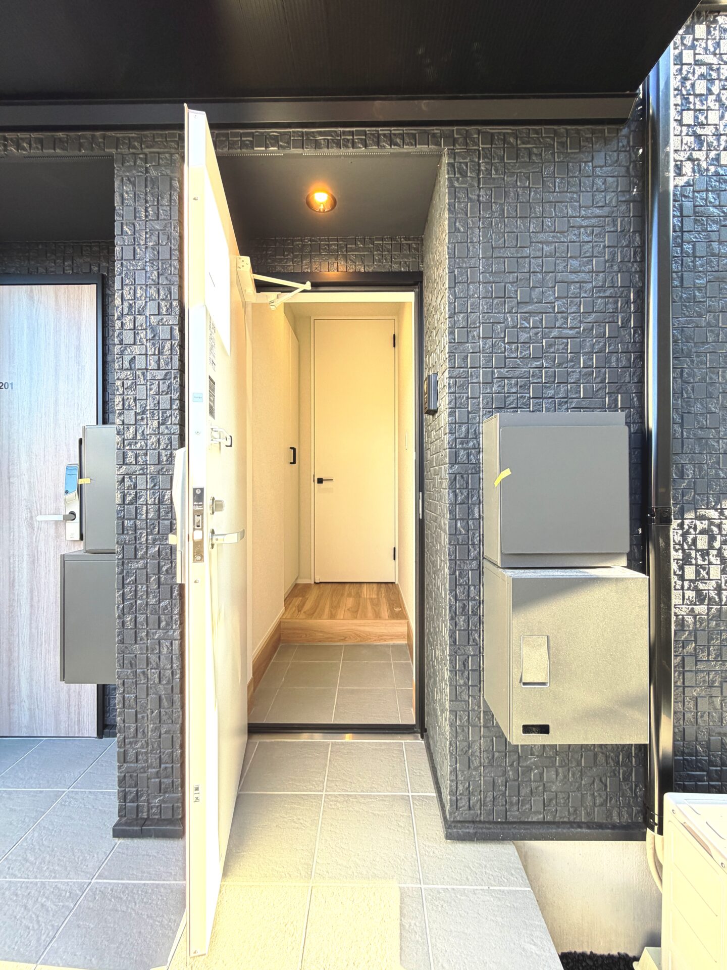 シャルム旭ヶ丘　ウエスト / 新築一棟売アパート / 満室想定利回り6.03％ / オール電化 / 台原駅徒歩6分