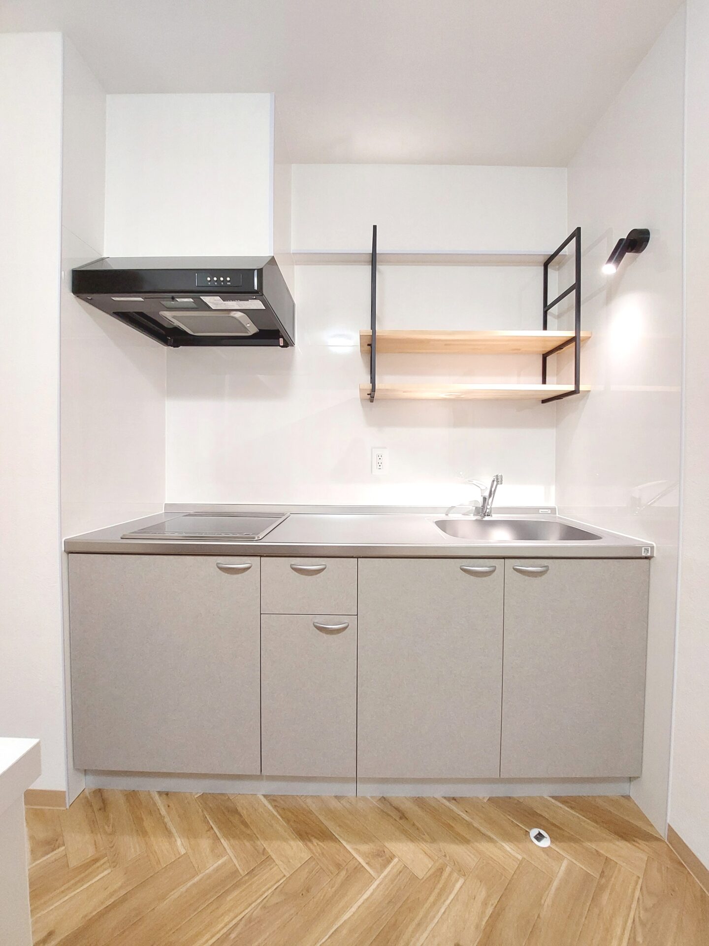 マンション立町 / オーナーチェンジ / 満室想定利回り11.28％ / 4階角部屋 / 1LDK / フルリノベ済み / ペット飼育可能