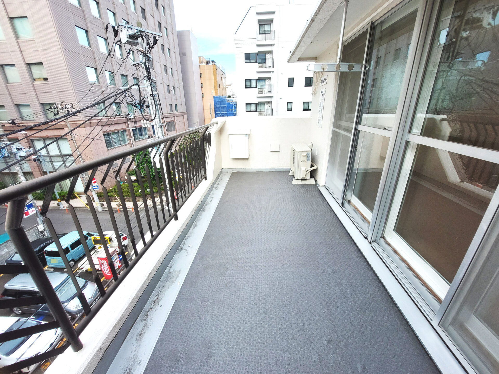 マンション立町 / オーナーチェンジ / 満室想定利回り11.28％ / 4階角部屋 / 1LDK / フルリノベ済み / ペット飼育可能