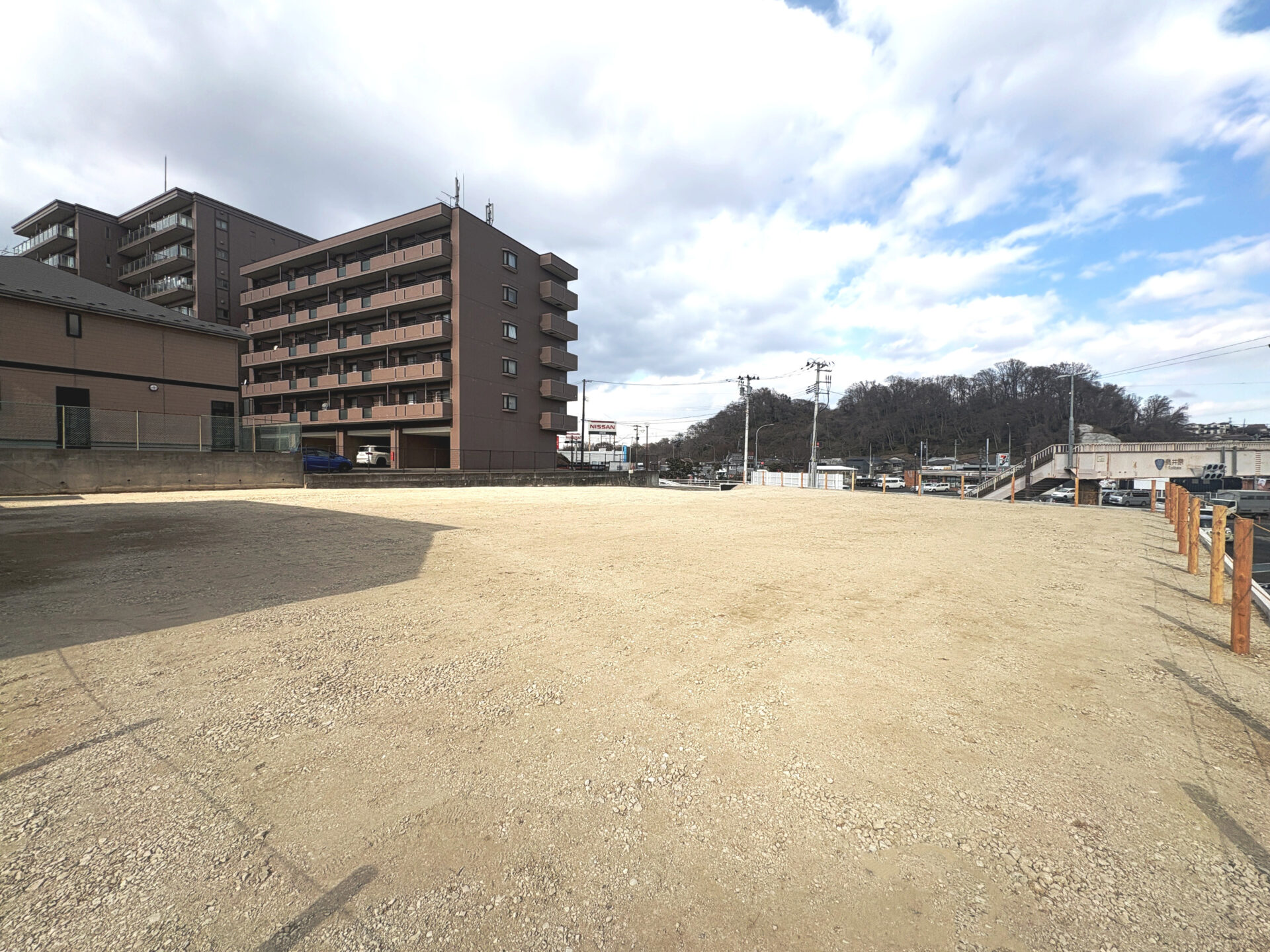 泉区市名坂字鳥井原 土地 / 15,900万円 / 敷地約401坪 / 準工業地域 / 国道4号沿い / 事業用地