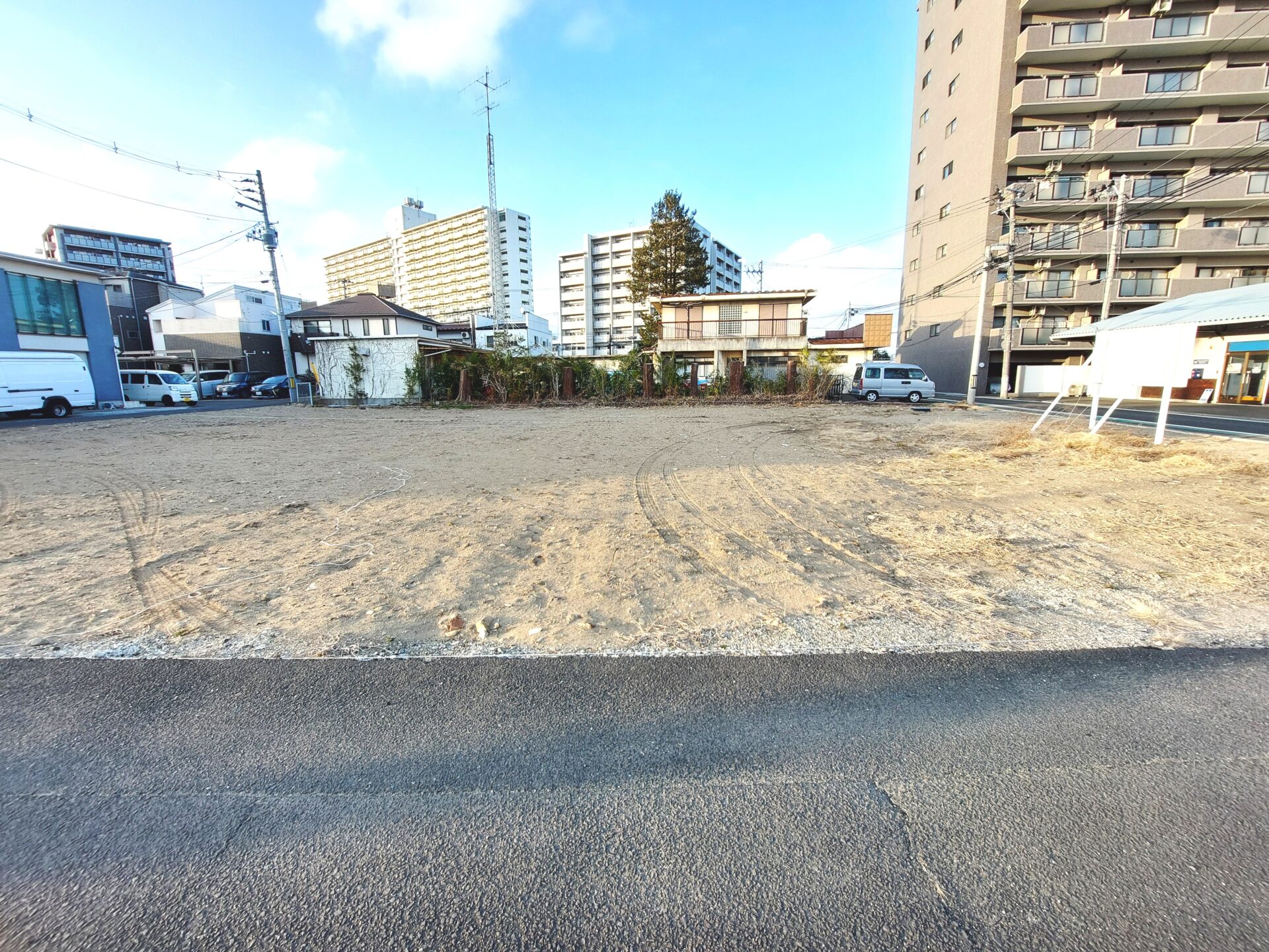 若林区木ノ下2丁目(全6区画) 土地 / 3,080万円～ / 整形地 / 駅徒歩8分 / 建築条件無し / 南東角地