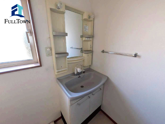 岩槻区大字岩槻戸建／2,499万円／敷地面積49坪超／南庭／ウォークインクローゼット付