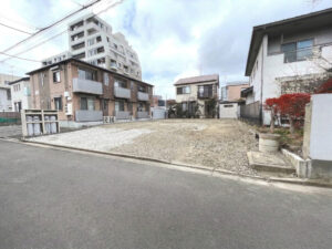 Read more about the article 宮城野区銀杏町(全2区画) 土地 / 3,650万円～ / 整形地 / 駅徒歩3分 / 建築条件無し / 南東道路 / 平坦地