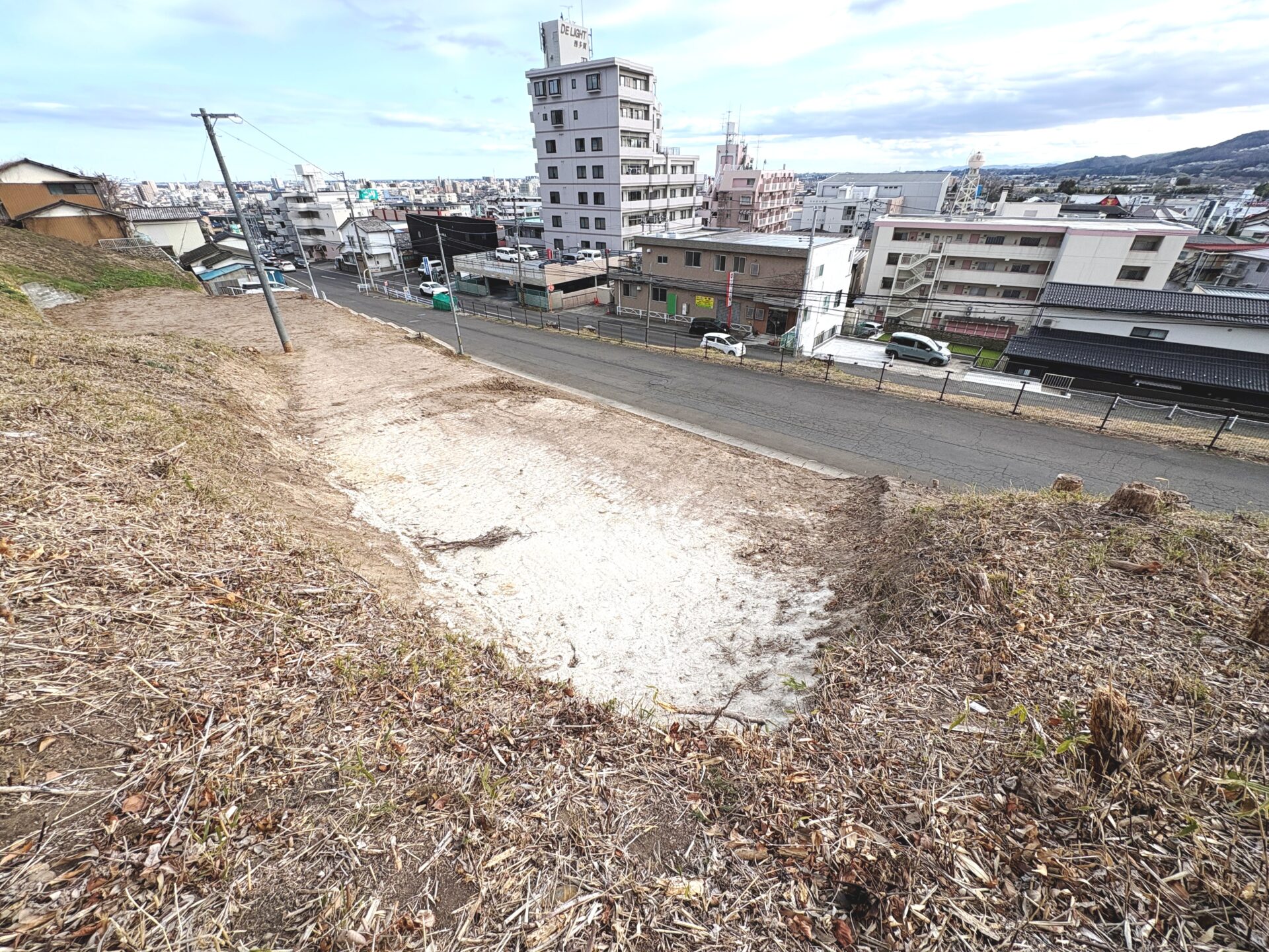 太白区西多賀1丁目(全1区画) 土地 / 1,980万円 / 南面道路 / 建築条件無し / 現況更地渡し / インフラ整備済み
