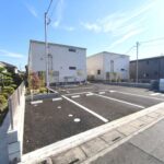 リーブルファイン三郷新和3期 全2棟 / 築浅 / 一棟売アパート / 17,230万円～ / 満室想定利回り6.7％ / 1LDK×10戸 / 駐車場5台付 / 都市ガス / 南向き