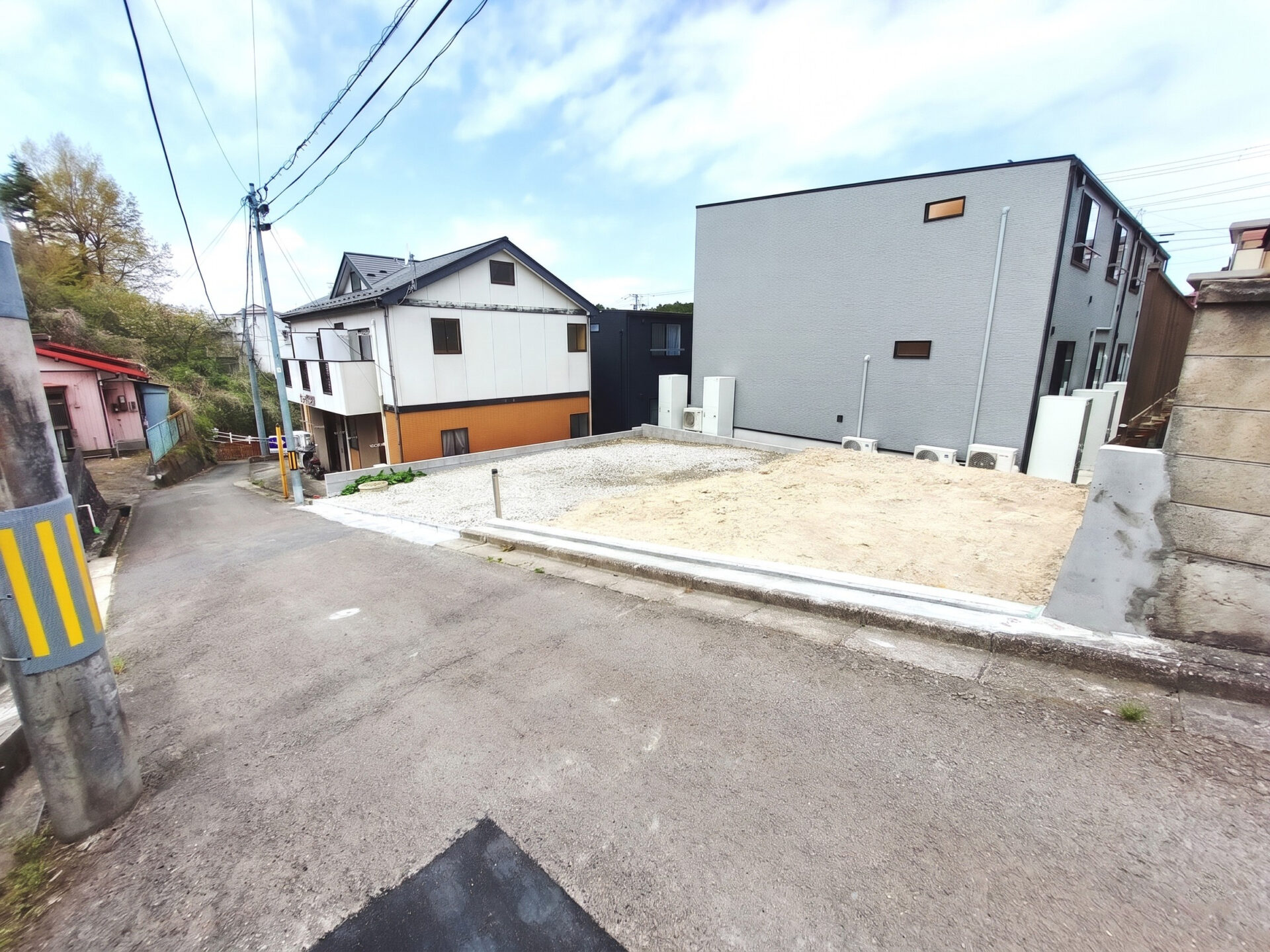 青葉区旭ケ丘1丁目 土地 / 1,100万円 / 敷地約35坪 / 整形地 / 南面道路 / 建築条件なし