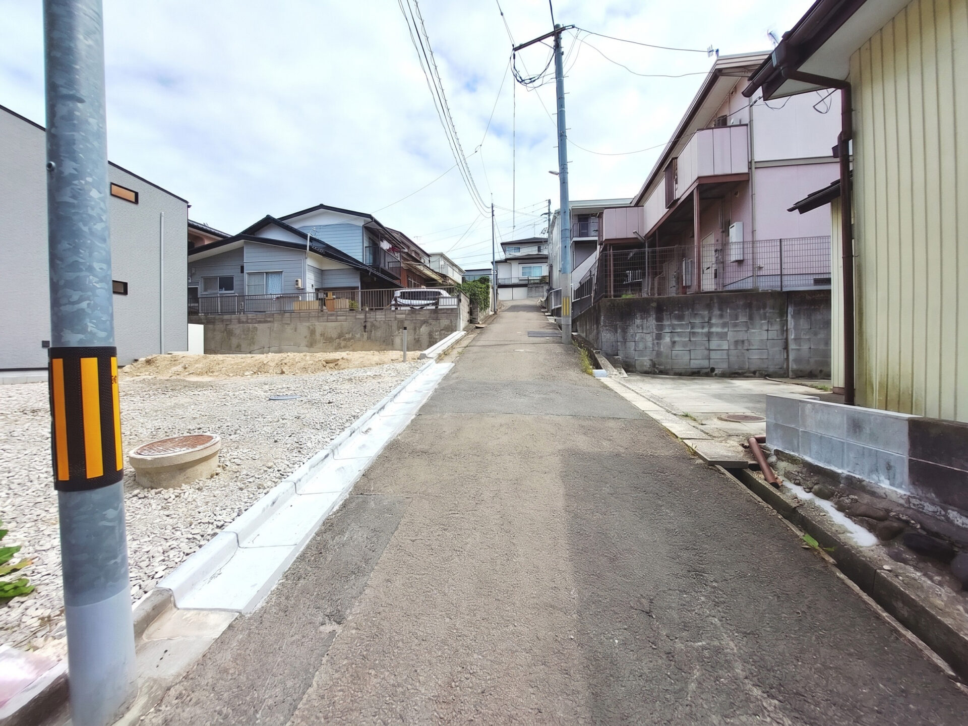 青葉区旭ケ丘1丁目 土地 / 1,100万円 / 敷地約35坪 / 整形地 / 南面道路 / 建築条件なし