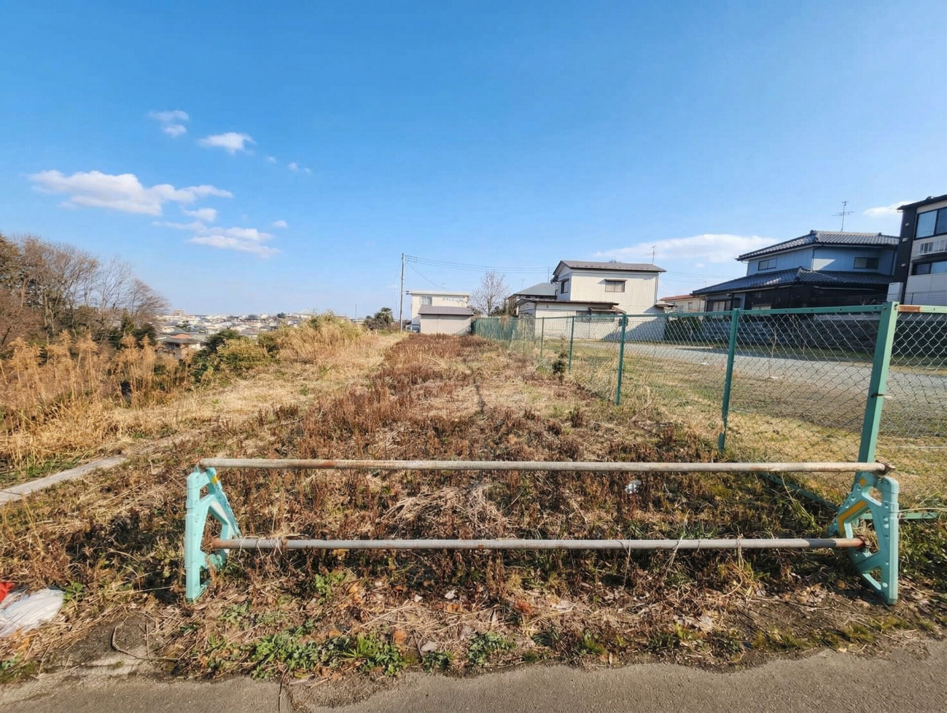 宮城野区燕沢2丁目(全1区画) 土地 / 250万円 / 建築条件無し / 眺望良好の高台 / 現況更地渡し