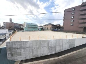 Read more about the article 泉区市名坂字鳥井原 土地 / 13,900万円 / 敷地約401坪 / 準工業地域 / 国道4号沿い / 事業用地