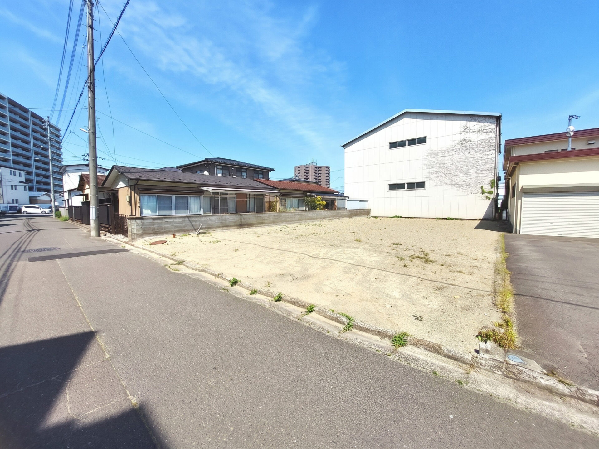 宮城野区萩野町1丁目(全1区画) 土地 / 4,300万円 / 仙石線「宮城野原」駅徒歩9分 / 約50坪 / 建築条件無し / 現況更地
