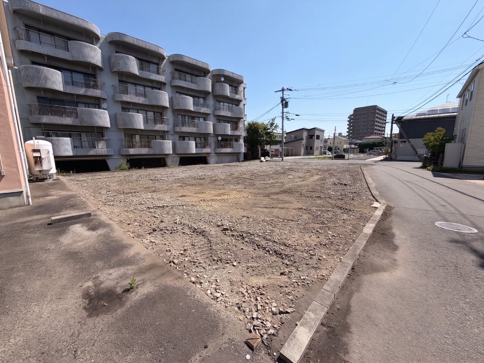 青葉区小田原6丁目(全1区画) 土地 / 14,100万円 / 仙台駅徒歩圏内 / 約121坪 / 南東角地 / 建築条件無し / 南面道路 / 整形地