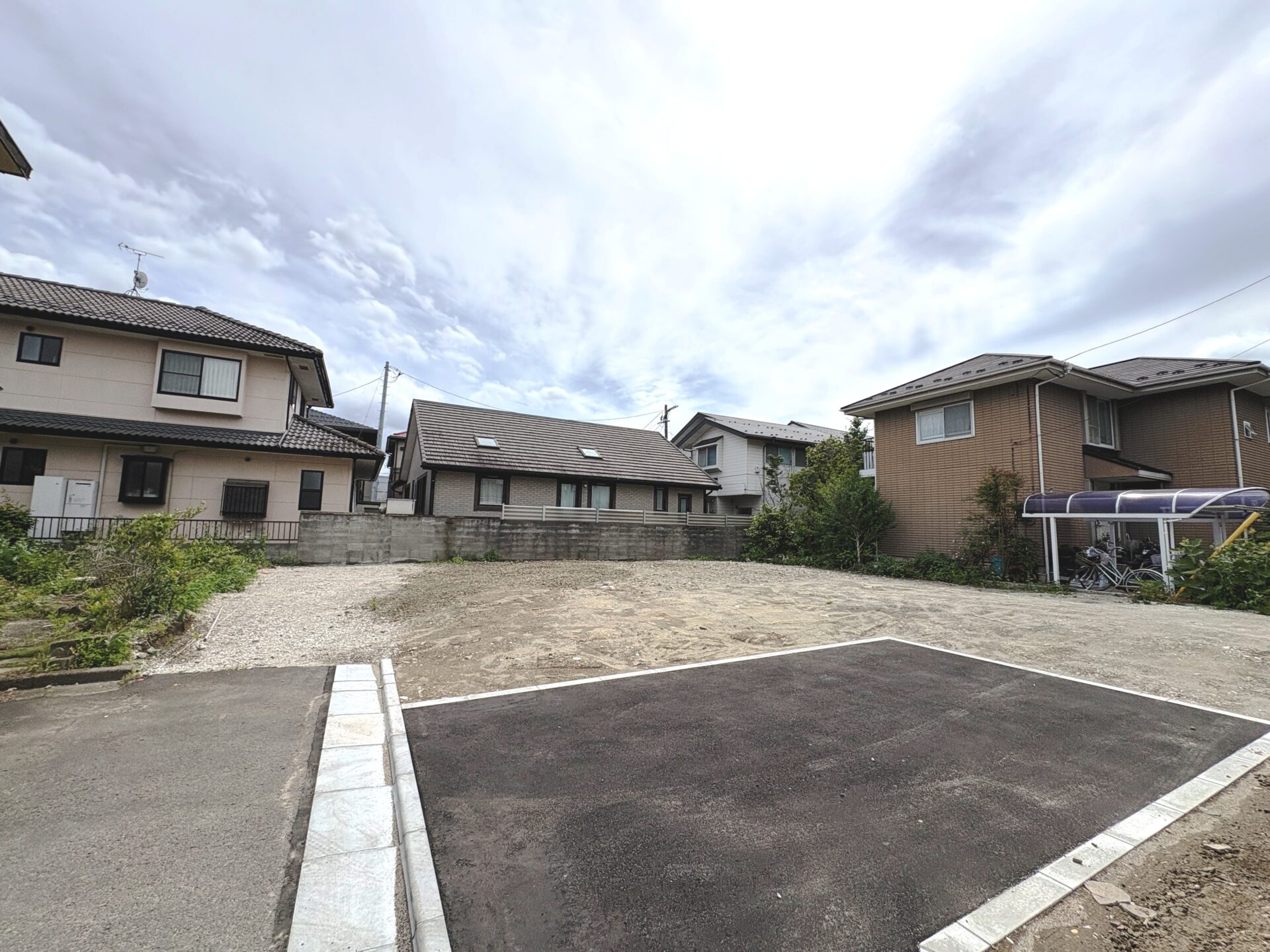 若林区南小泉4丁目(全1区画) 土地 / 2,880万円 / 約55坪 / 建築条件無し / 現況更地 / 整形地