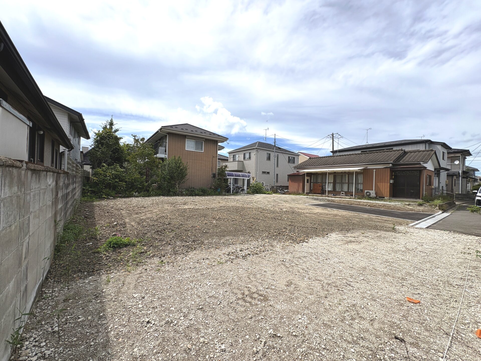 若林区南小泉4丁目(全1区画) 土地 / 2,880万円 / 約55坪 / 建築条件無し / 現況更地 / 整形地