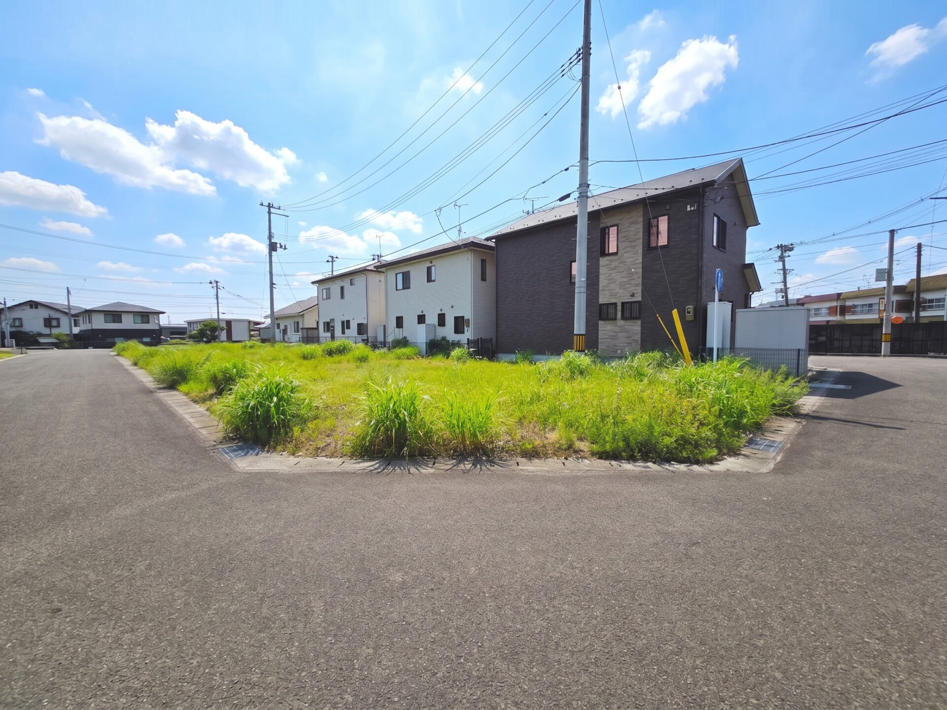 宮城野区新田2丁目 土地(全4区画)  / 3,250万円～ / 北西角地 / 北東角地 / 整形地 / 建築条件無し / 小学校徒歩5分 / 駅徒歩7分