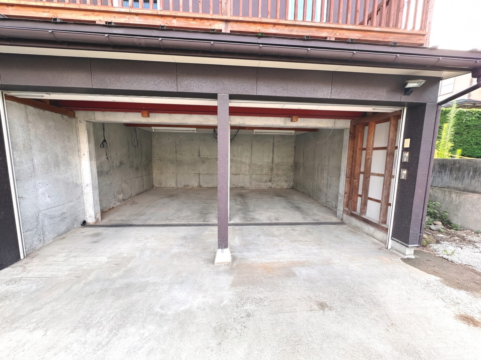 【新規物件】青葉区霊屋下事務所 / 6,400万円 / 北東角地 / ビルトイン車庫付き / 駅徒歩10分 / 空家 / 2×4工法 / 2階建て地下1階