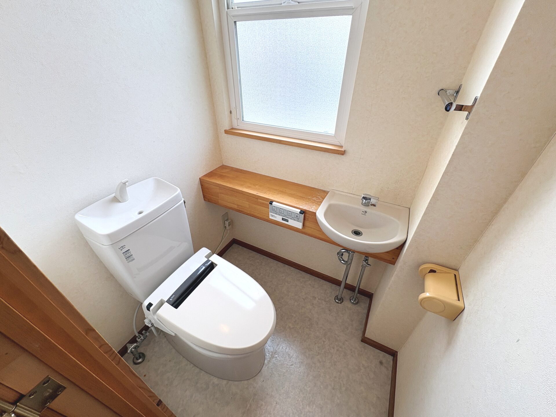 【新規物件】青葉区霊屋下事務所 / 6,400万円 / 北東角地 / ビルトイン車庫付き / 駅徒歩10分 / 空家 / 2×4工法 / 2階建て地下1階