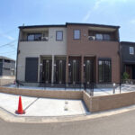 リーブルファイン緑区中野田Ⅱ / 新築一棟売アパート / 9,700万円 / 満室想定利回り6.0％ / 1LDK×2戸+2LDK×2戸 / 都市ガス / 駐車場2台付