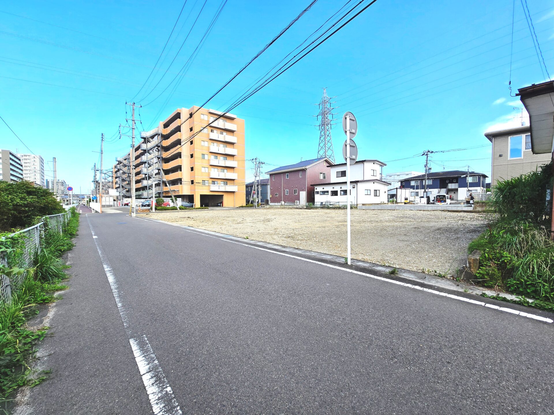 宮城野区新田5丁目 土地(全6区画)  / 3,500万円～ / 敷地約47坪以上 / 整形地 / 建築条件無し / 小学校徒歩8分 / 駅徒歩5分