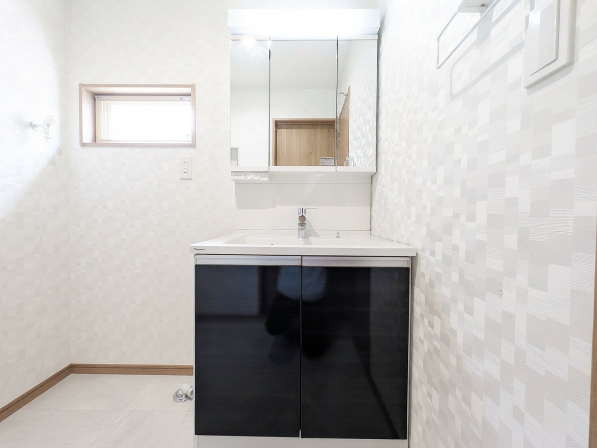 川口市大字安行藤八 戸建 / 4,180万円 / 2026年9月リフォーム完了予定 / 駐車2台可能 / 前面6ｍ道路 / 小中学校徒歩9分圏内