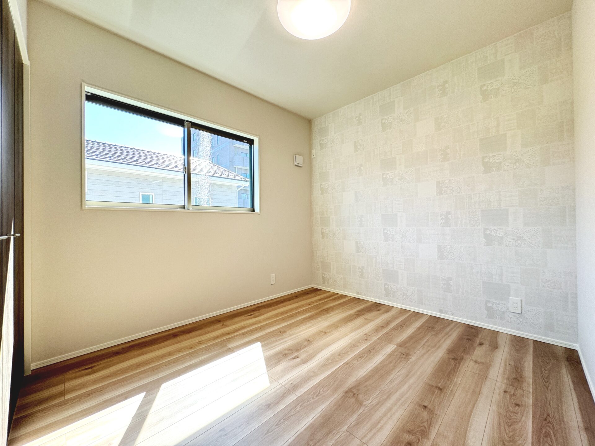 【新規物件】青葉区八幡1丁目 戸建 / 6,300万円 / オール電化 / 築2年の築浅 / 敷地51坪 / 3LDK / お庭付き / 小学校徒歩3分