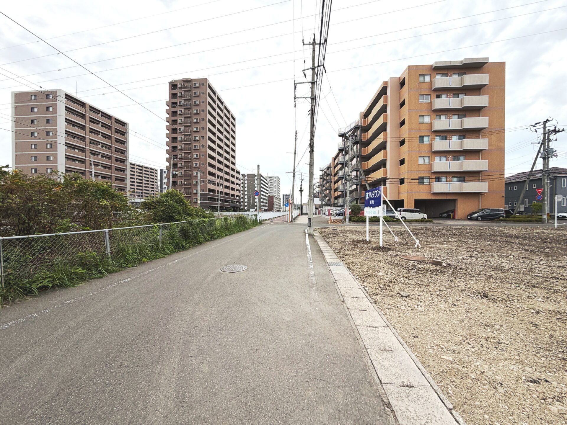 【新規物件】宮城野区新田5丁目 土地(全1区画)  / 17,900万円 / 敷地約240坪 / 事業用地 / 北東角地 / 整形地 / 駅徒歩5分