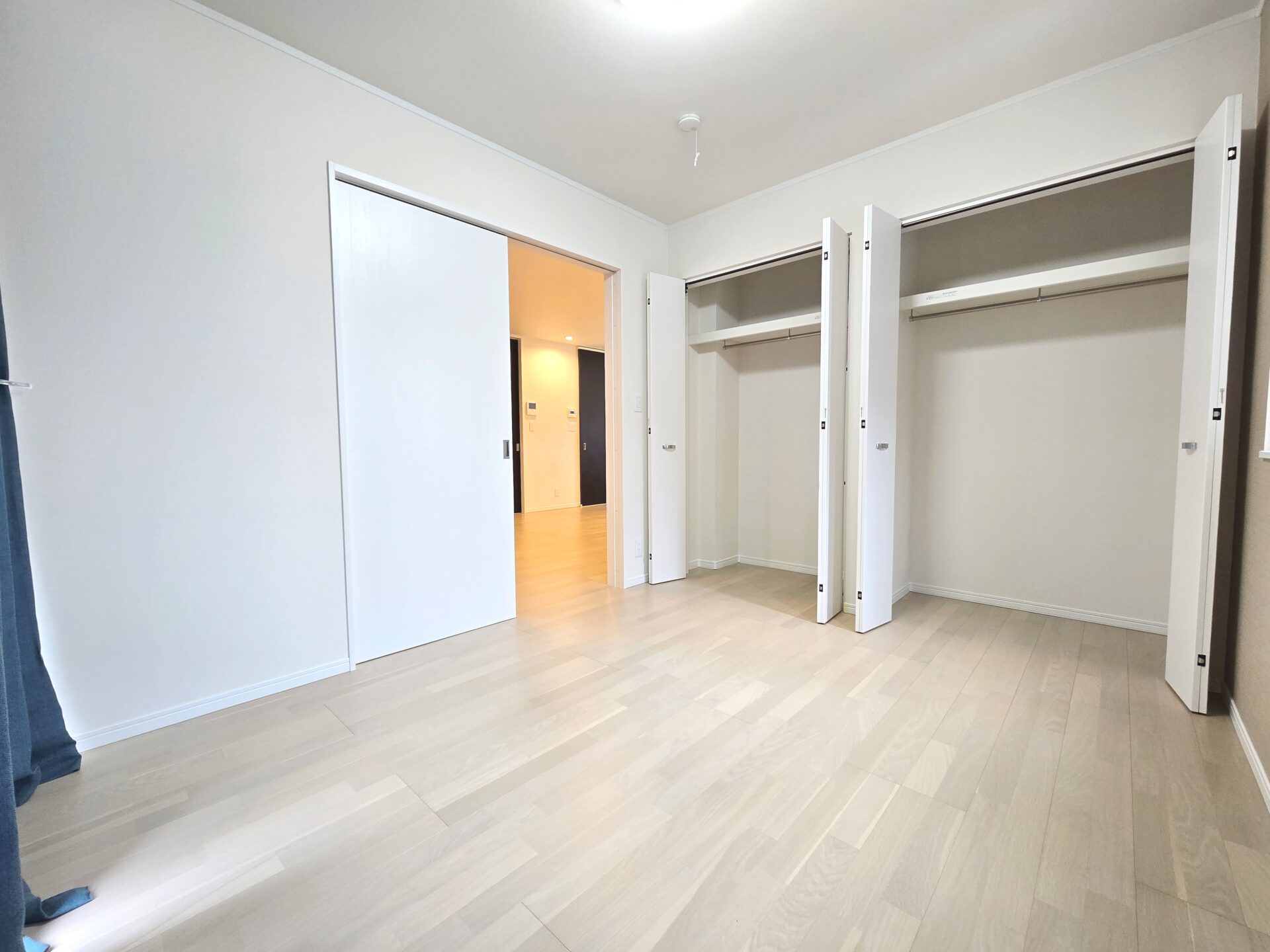 【新規物件】若林区荒井1丁目 戸建 / 9,300万円 / 7LLLDDDKKK / ロフト付き / 敷地約147坪 / 2面道路 / 駐車5台以上可能 / 空家 / 小学校徒歩5分 / 築浅