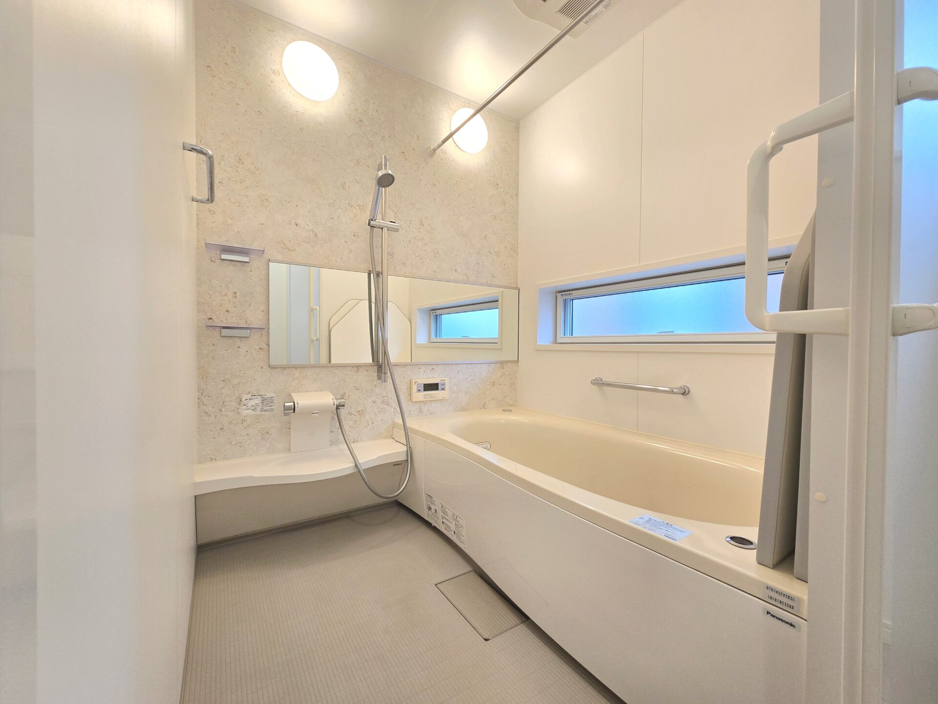 【新規物件】若林区荒井1丁目 戸建 / 9,300万円 / 7LLLDDDKKK / ロフト付き / 敷地約147坪 / 2面道路 / 駐車5台以上可能 / 空家 / 小学校徒歩5分 / 築浅