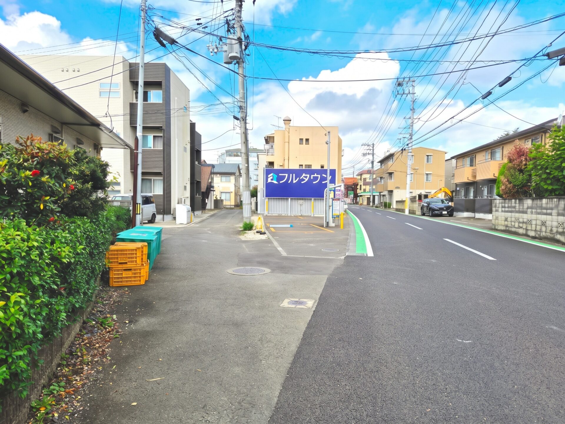 【新規物件】フルパーキング葉山町 / オーナーチェンジ / 3,500万円 / 満室想定利回り5.57％ / コインパーキング+広告看板 / 現況販売 / 南東角地