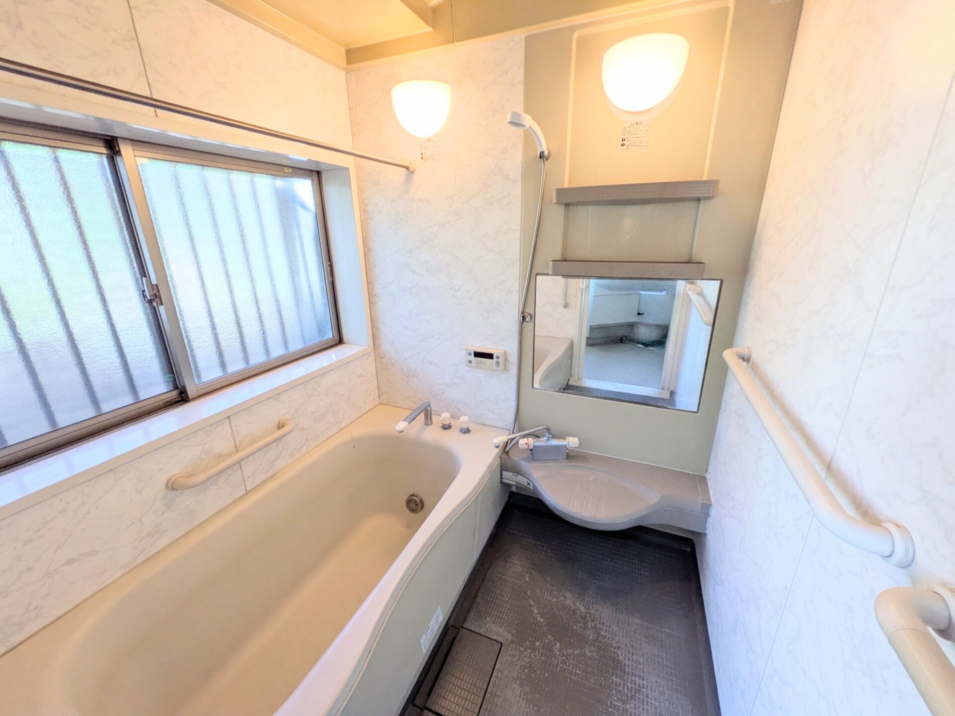 【新規物件】さいたま市浦和区大東3丁目 戸建 / 2,999万円 / 北西角地 / 5K+納戸付き / 小学校徒歩5分 / 3階建て